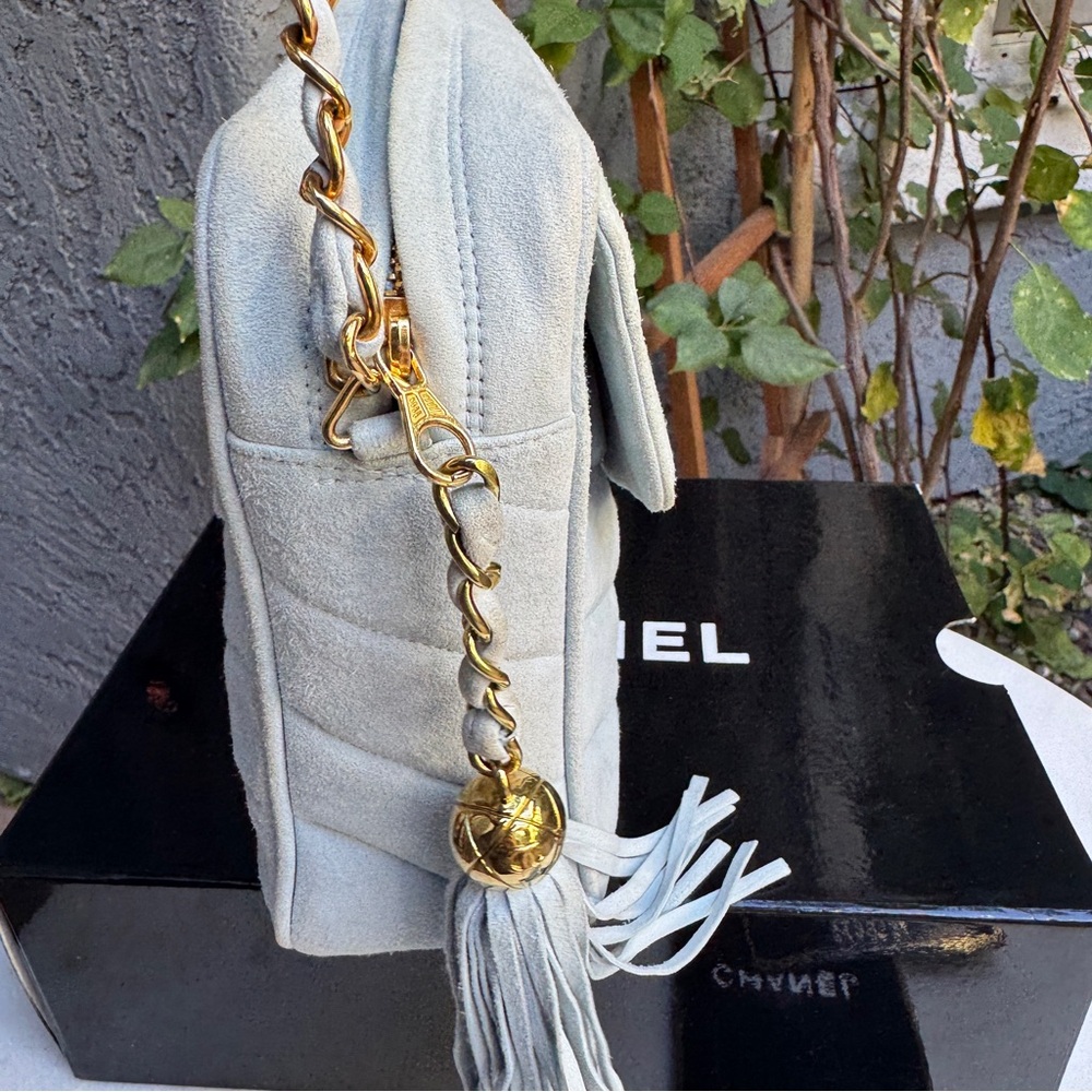 Chanel 90s Vintage Suede Quilted Camera Shoulder Bag - Picture 11 of 16